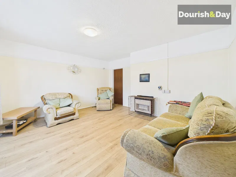 Hawksmoor Road, Stafford, ST17 - image 3