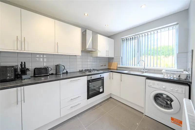 Newton Lodge Drive, Leeds, LS7 3DQ - image 3