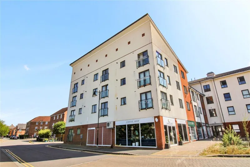 Isambard Way, Swindon, Wiltshire, SN25 2NT