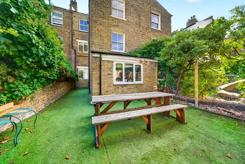 Josephine Avenue, London, SW2 - image 3