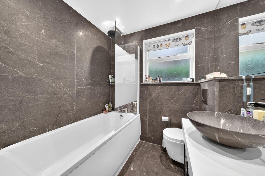 Josephine Avenue, London, SW2 - image 7