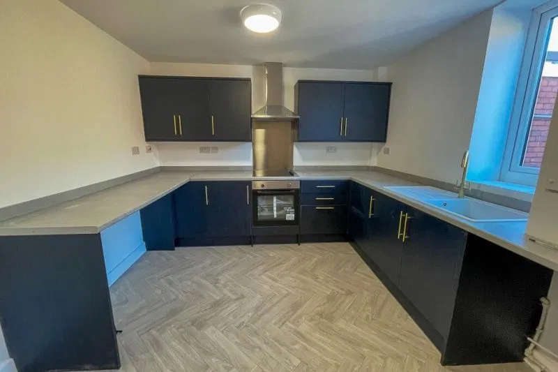 15 Minnie Street, Bolton, BL3 4EF - image 3