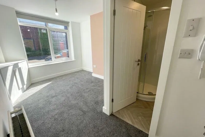 15 Minnie Street, Bolton, BL3 4EF - image 5