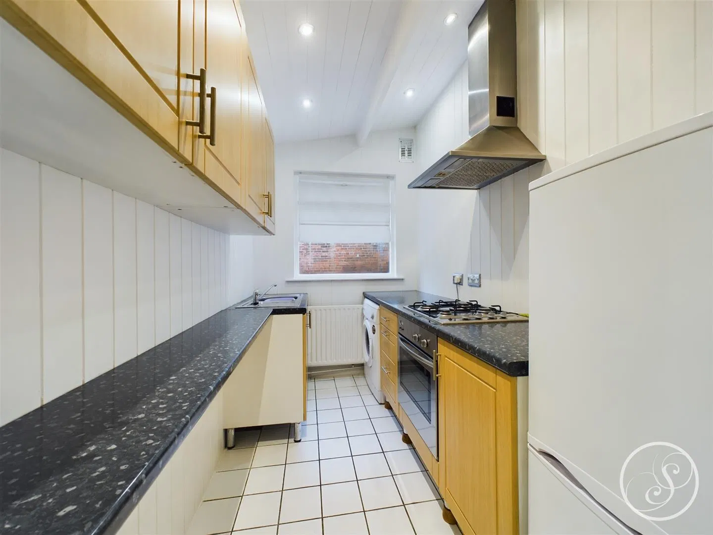 5 Allerton Hall, Wensley Drive, LS7 3QW - image 5