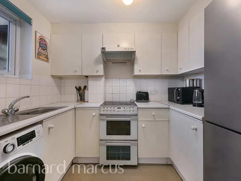 Becklow Road, London - image 3