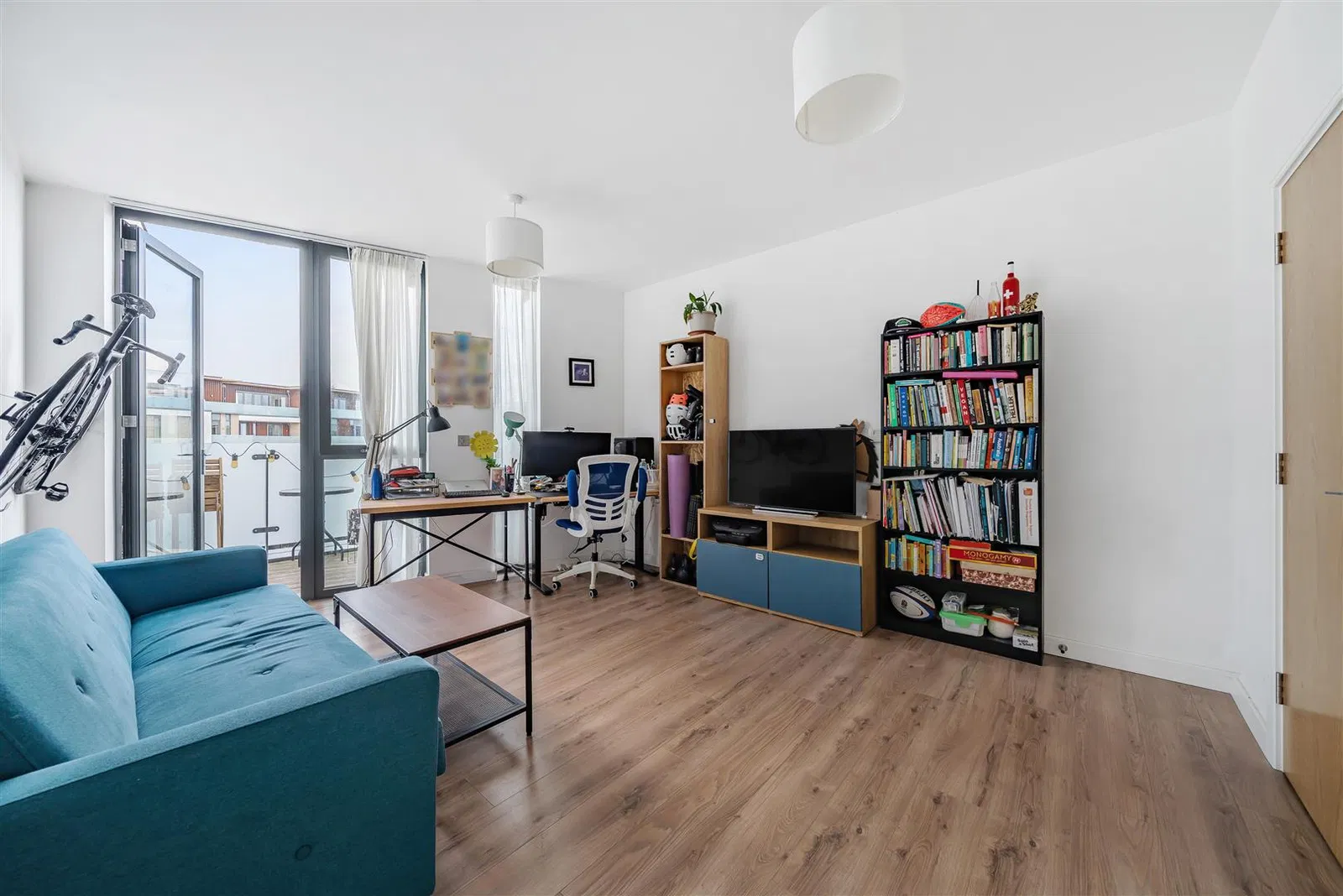 Quebec Way, Rotherhithe, SE16 - image 1