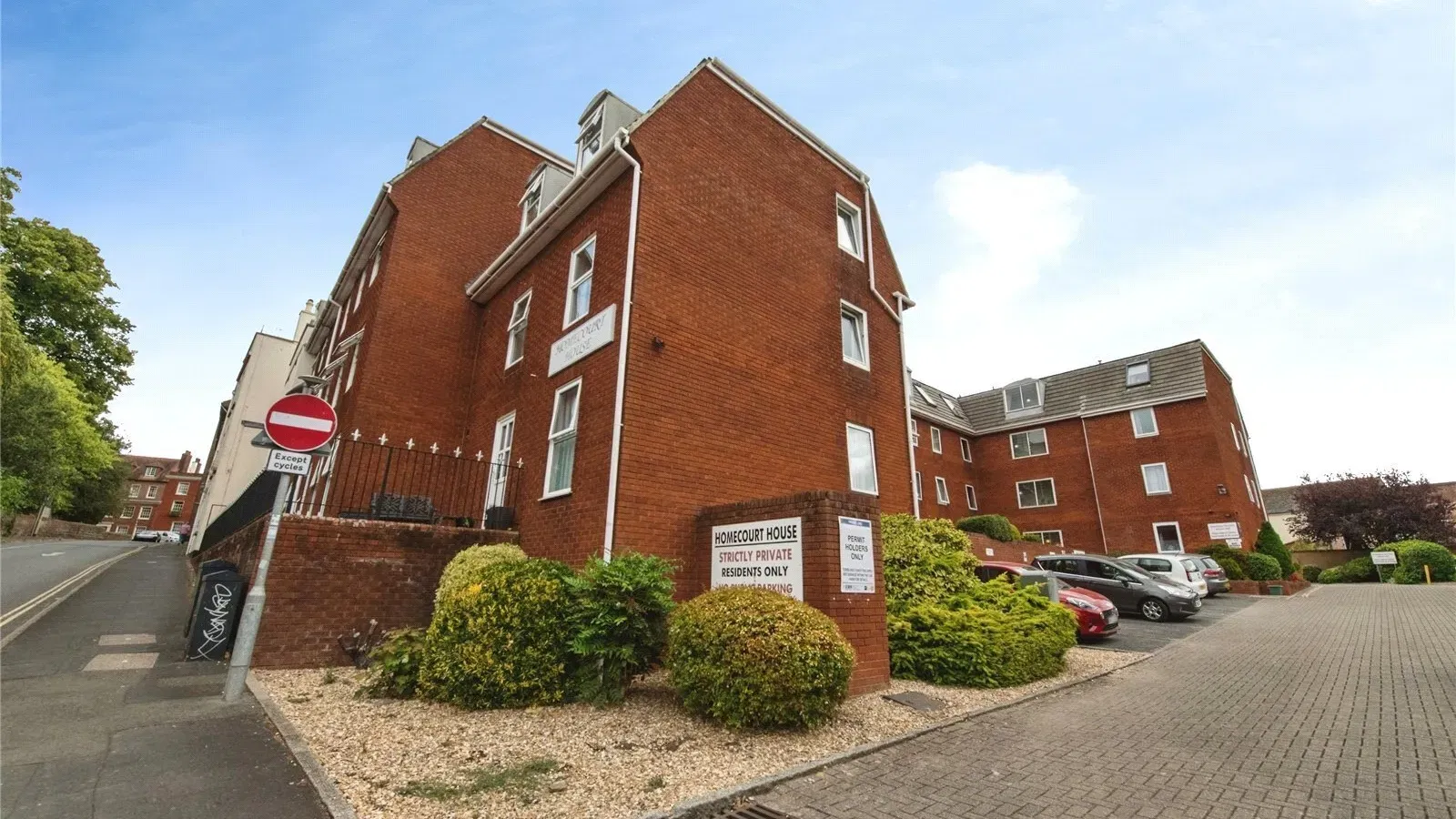 Bartholomew Street West, Exeter, Devon, EX4 - image 1