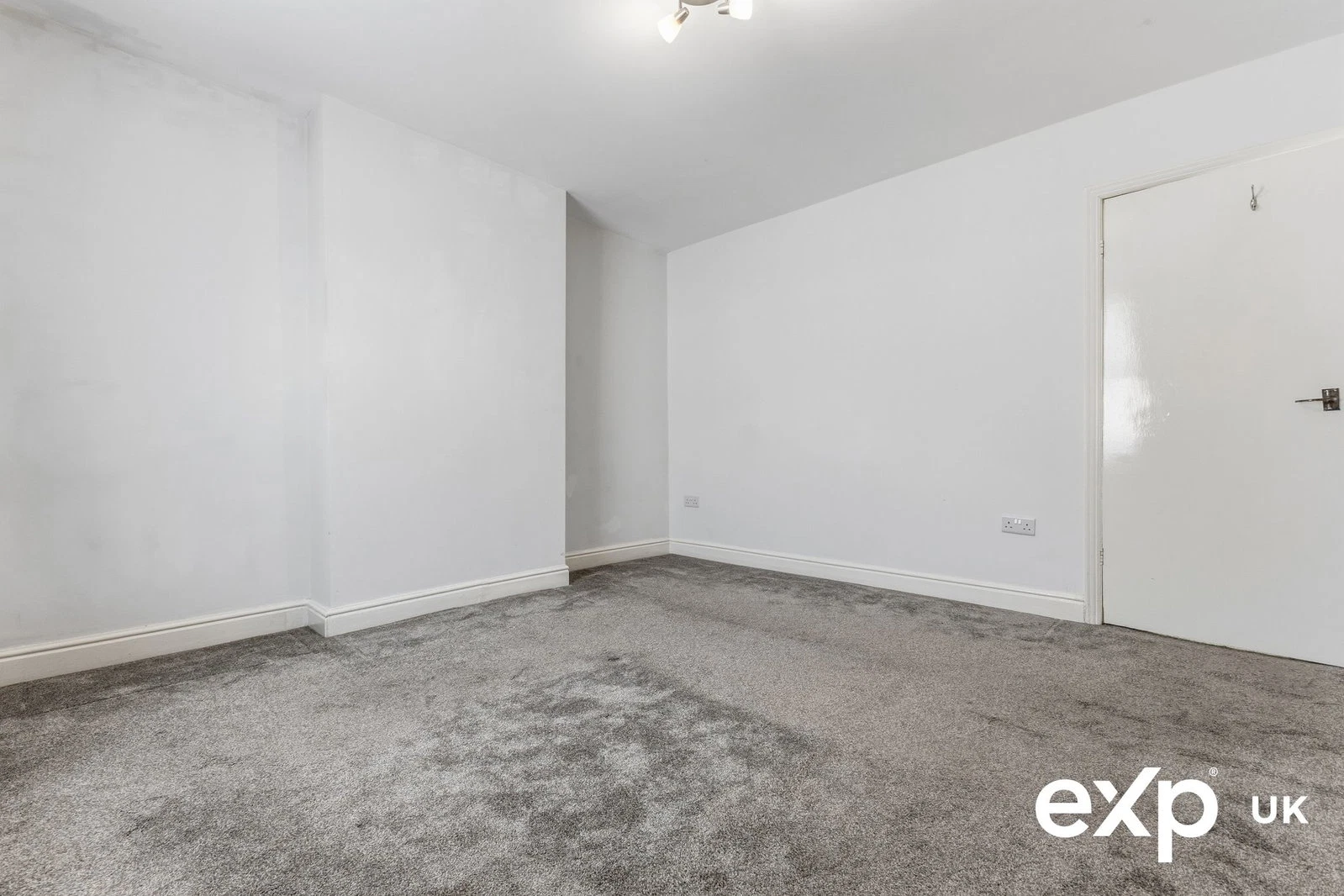 Athorpe Grove, Nottingham, NG6 0AJ - image 12