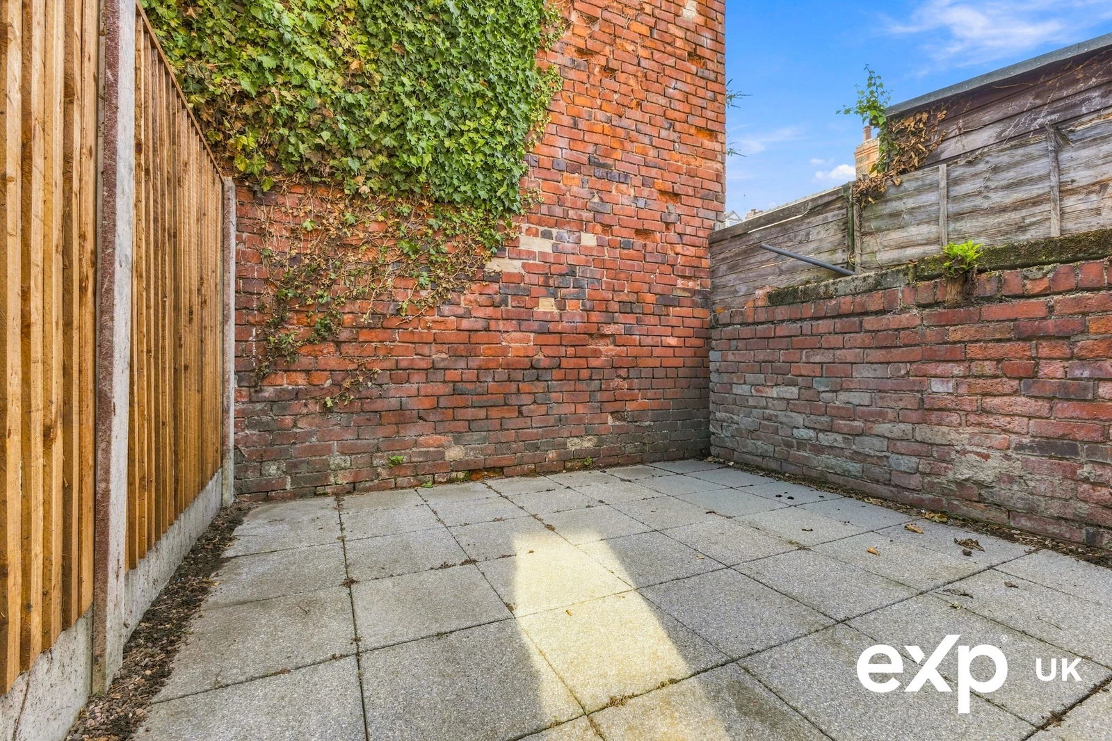 Athorpe Grove, Nottingham, NG6 0AJ - image 16