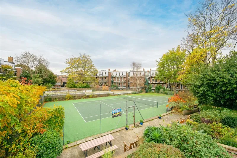 Cholmley Gardens, London NW6 - image 3