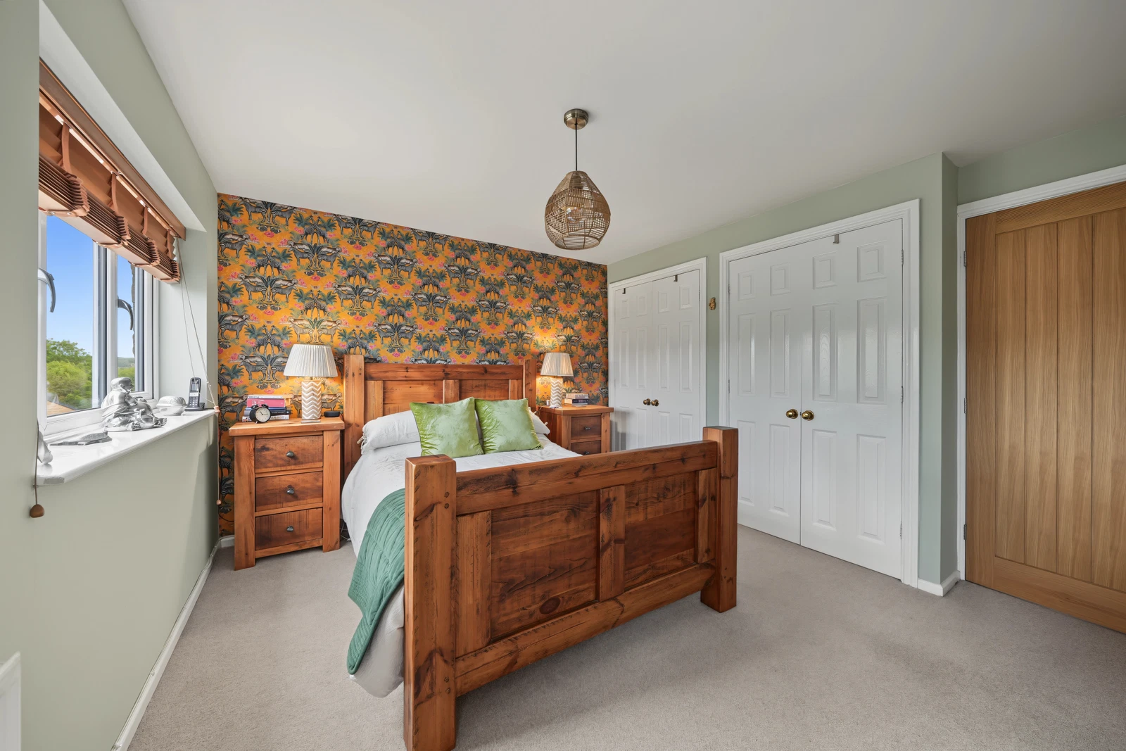 Warneford Road, Cowlersley, HD4 - image 16