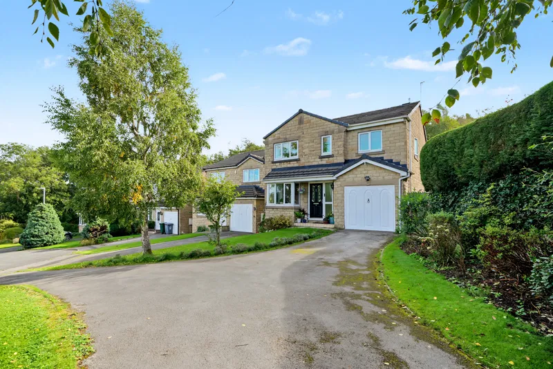 Warneford Road, Cowlersley, HD4