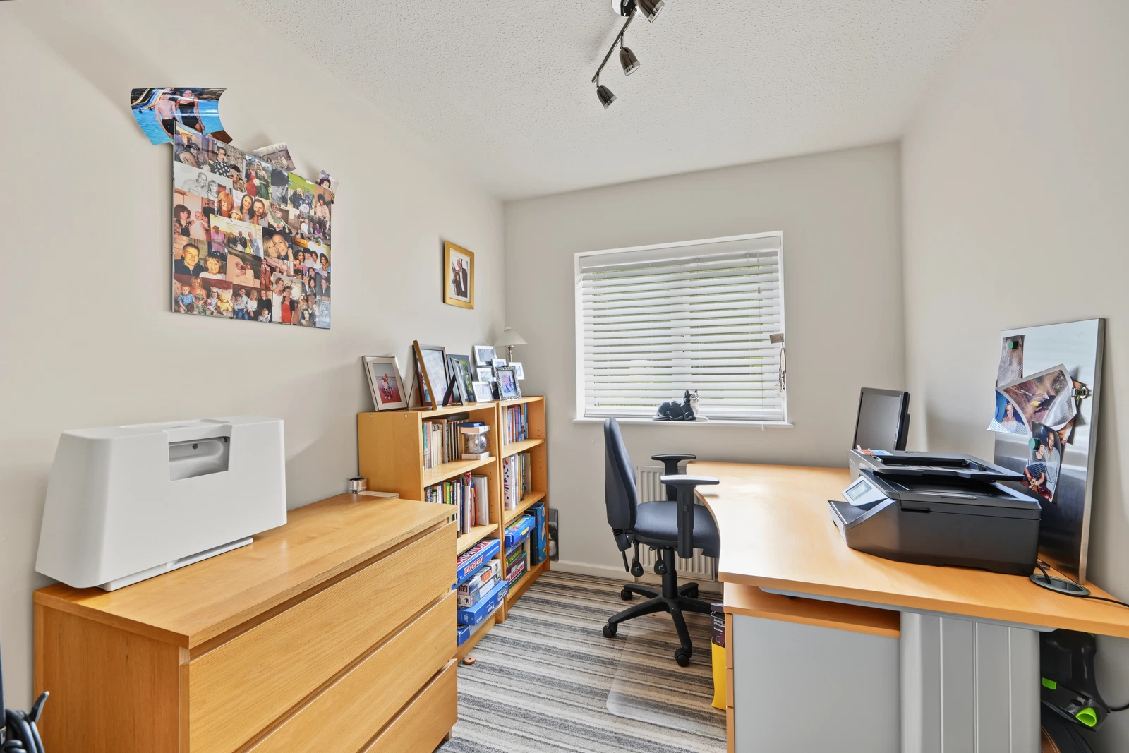 Warneford Road, Cowlersley, HD4 - image 23