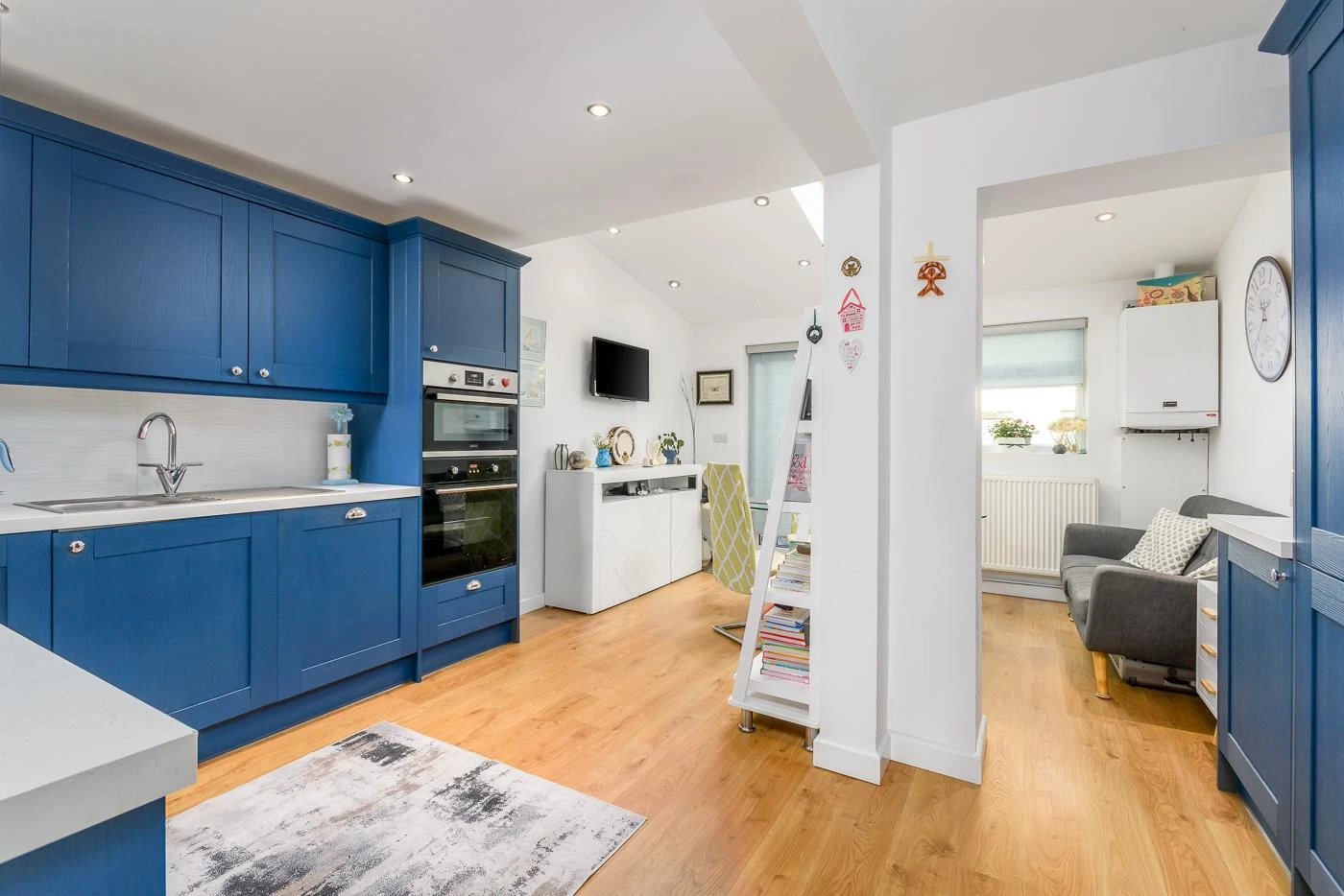 Hawkesworth Drive, Kenilworth, CV8 - image 2