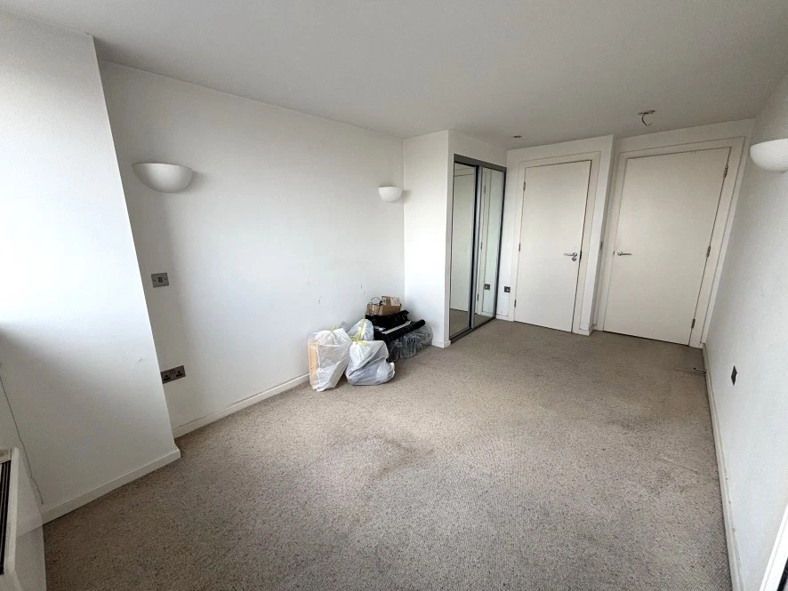 Apartment 2001, Bridgewater Place, Water Lane, Leeds, West Yorkshire, LS11 5QB - image 5