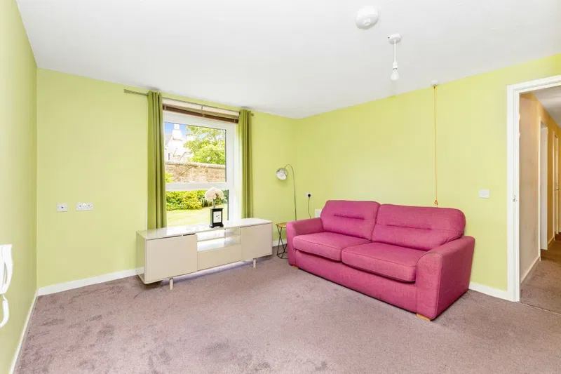 5/3 Oswald Road, Grange, Edinburgh, EH9 2HE - image 2