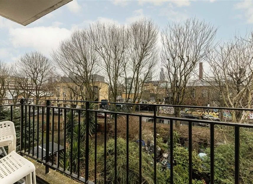 Hunton Street, Brick Lane, E1 - image 4