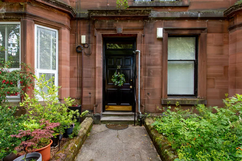 Oakshaw Street East, Paisley