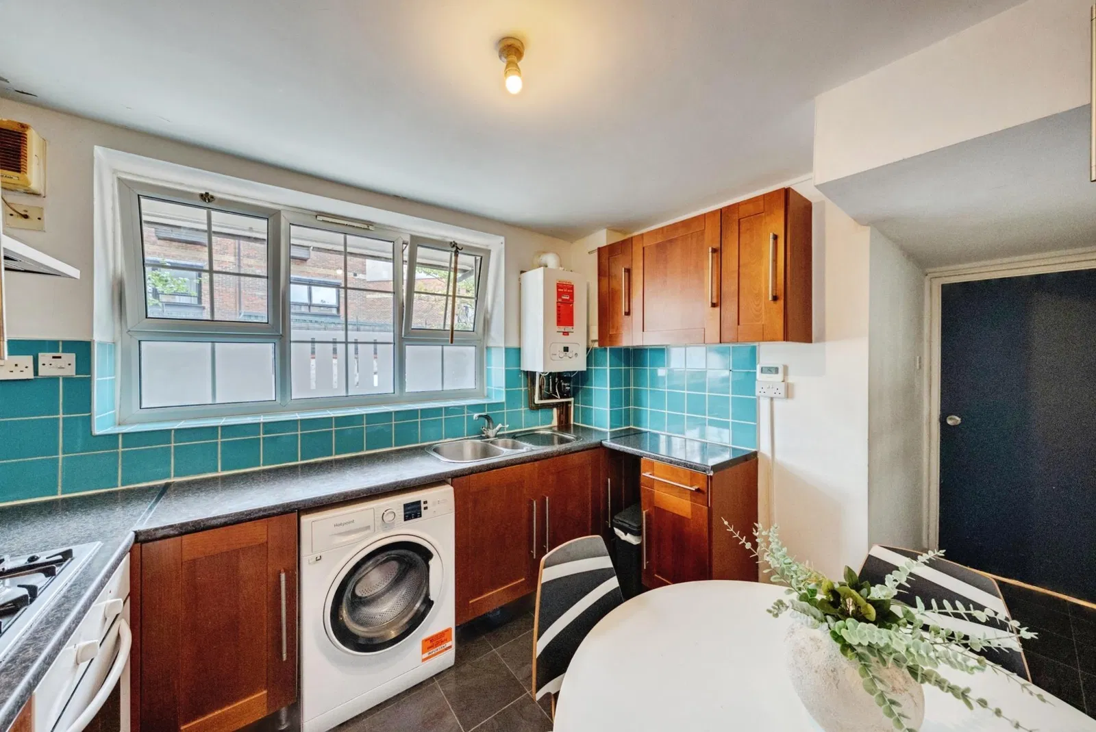 Cahir Street, London, E14 - image 2