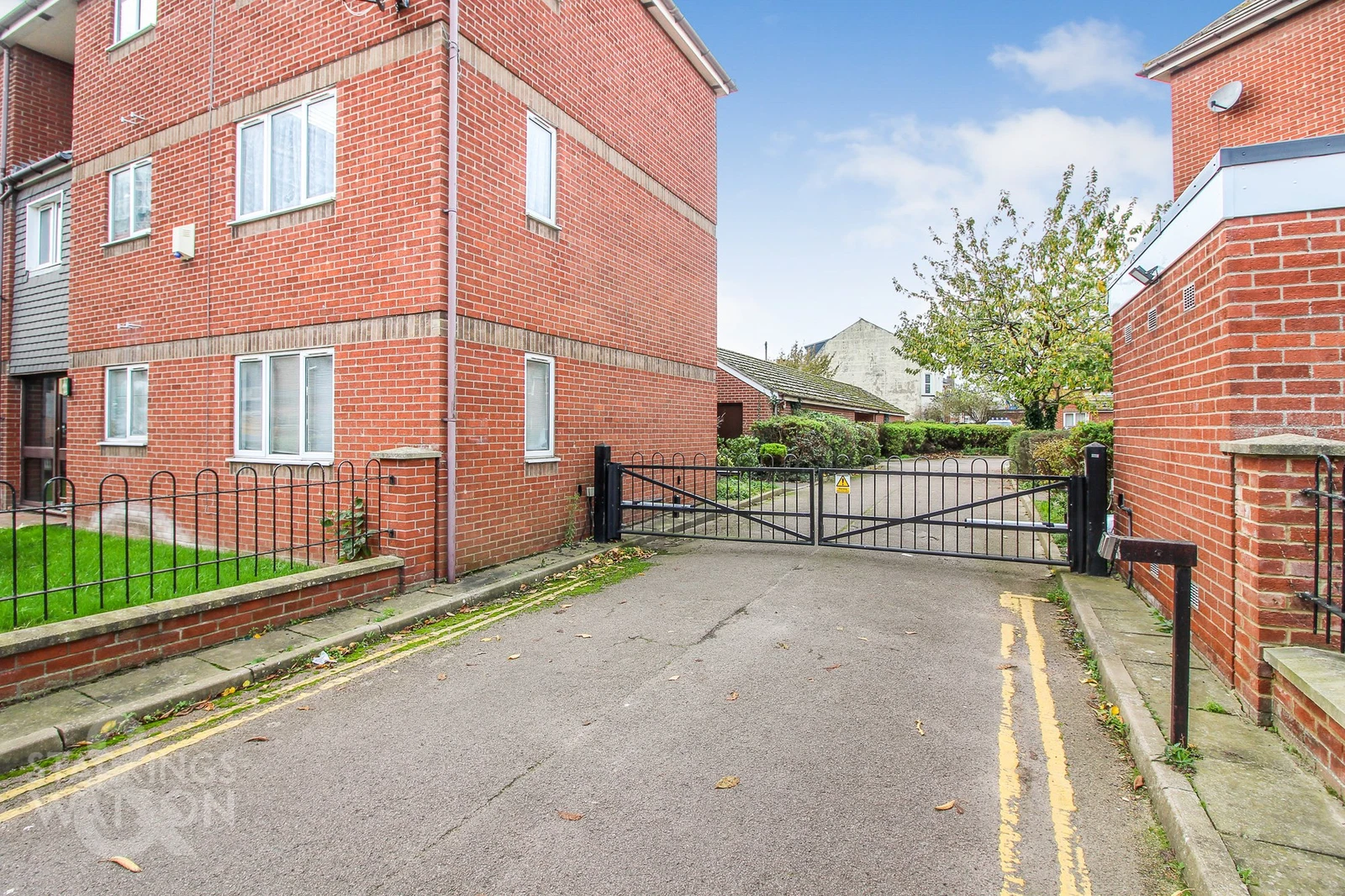 Trafalgar Court, Great Yarmouth, NR30 2LX - image 12
