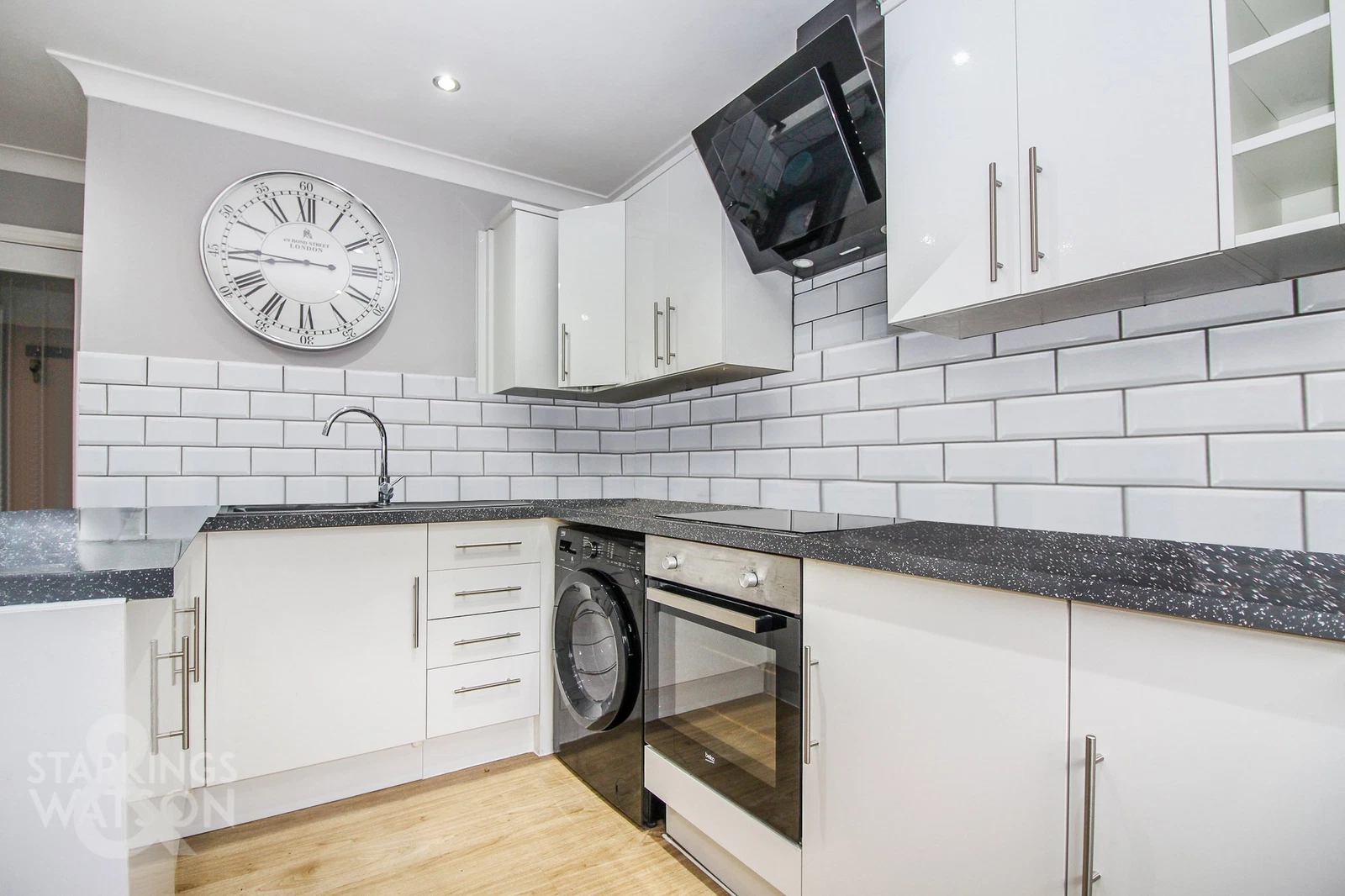 Trafalgar Court, Great Yarmouth, NR30 2LX - image 3