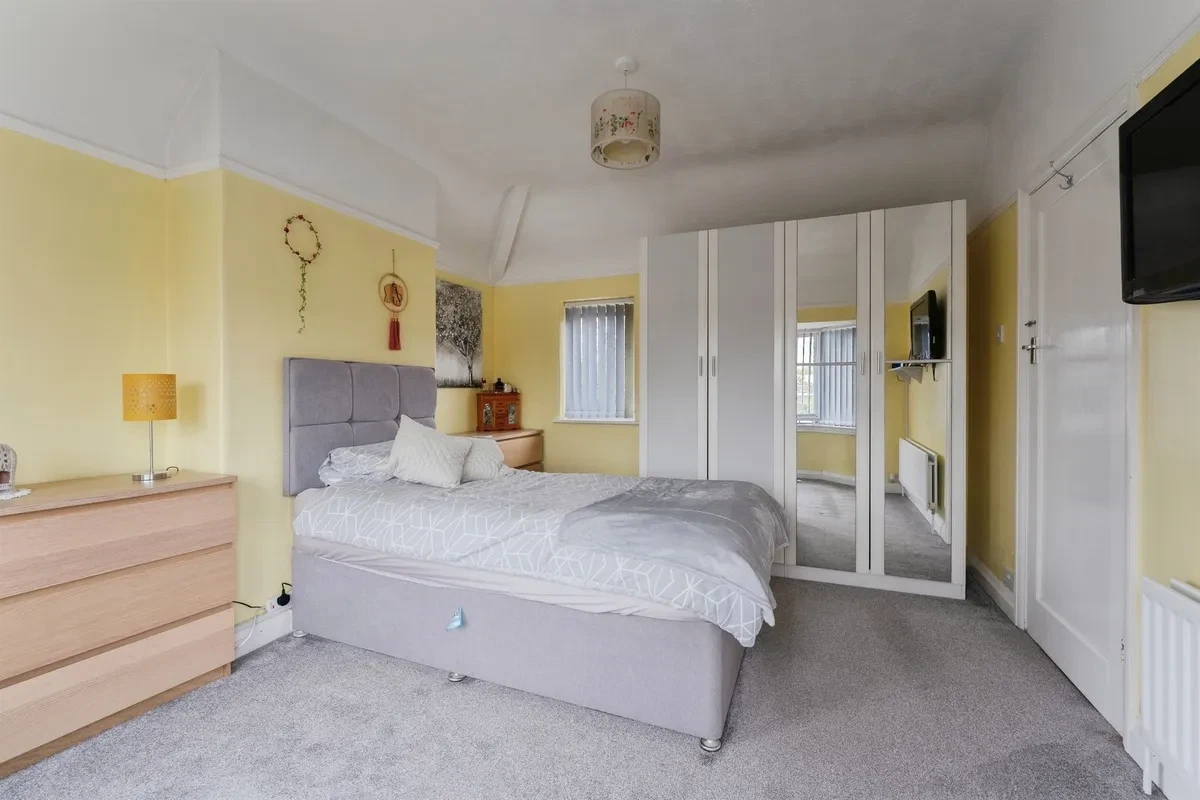 Glenwood Road, Little Sutton, Ellesmere Port - image 10