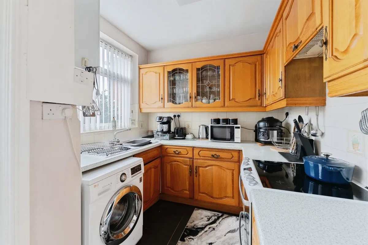 Glenwood Road, Little Sutton, Ellesmere Port - image 17