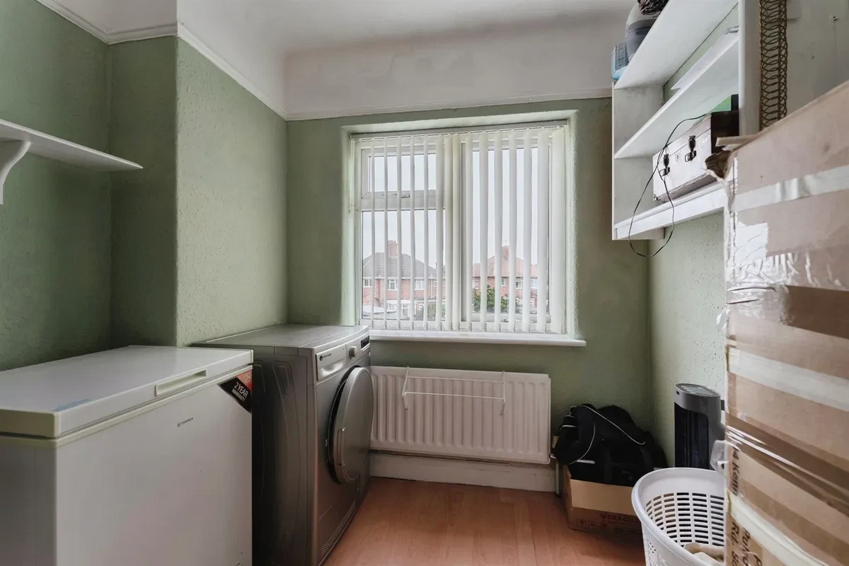 Glenwood Road, Little Sutton, Ellesmere Port - image 5