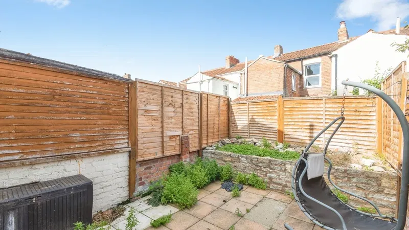 Gloucester Street, Taunton, Somerset, TA1 - image 2