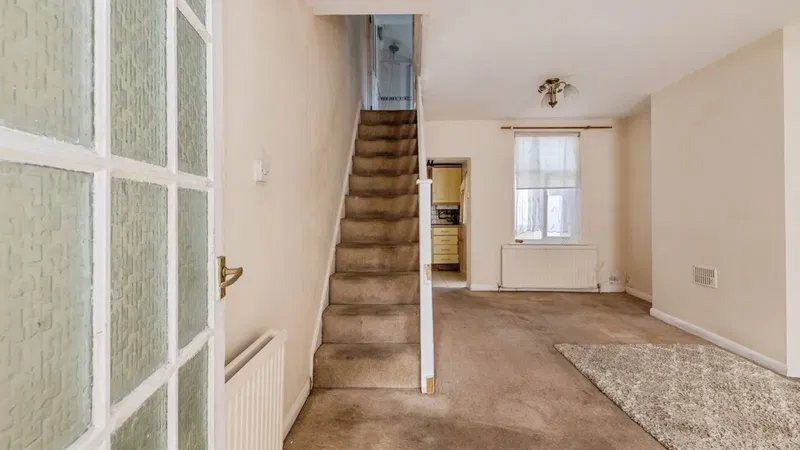 Gloucester Street, Taunton, Somerset, TA1 - image 3