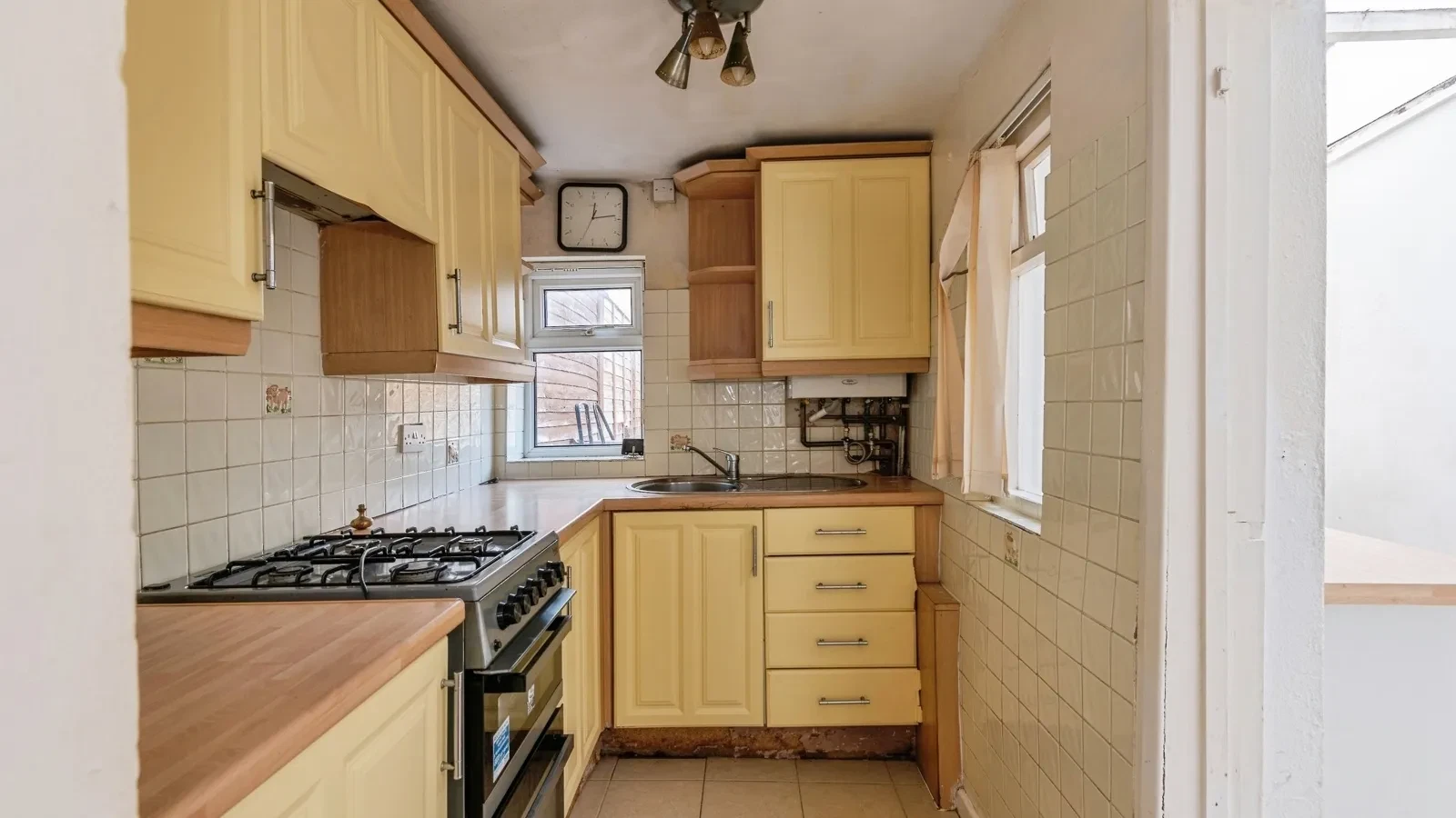 Gloucester Street, Taunton, Somerset, TA1 - image 6