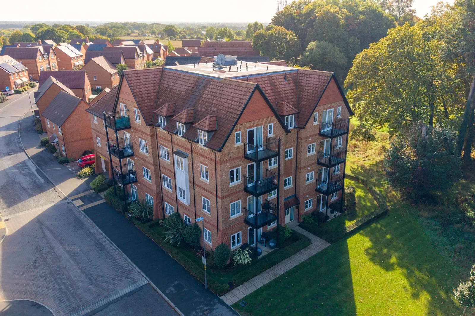 Aspen Road, High Wycombe, HP10 - image 15