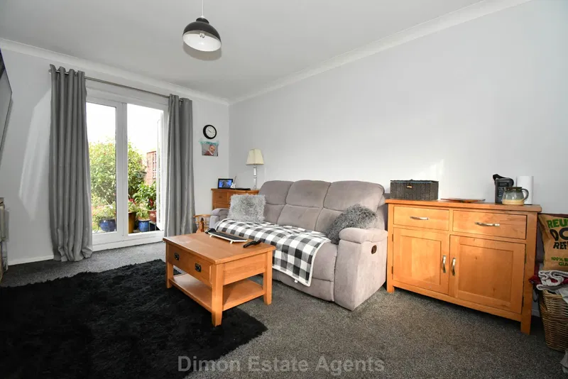 Wych Lane, Bridgemary, Gosport, PO13 0NW - image 2