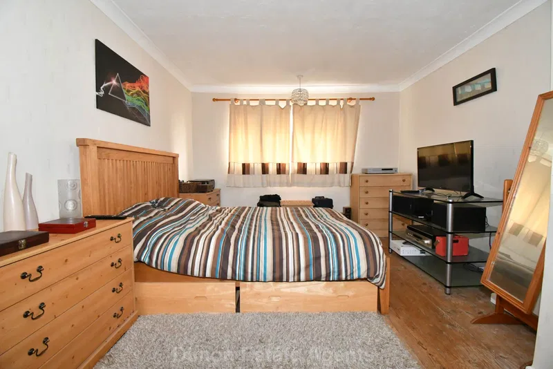 Wych Lane, Bridgemary, Gosport, PO13 0NW - image 3