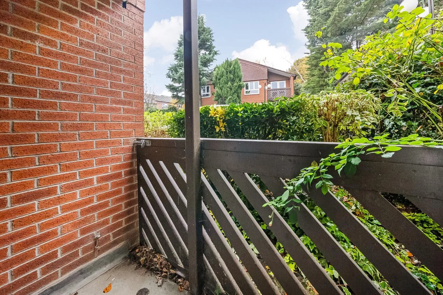 38 Cedar Close, Dulwich, London, SE21 8HX - image 3