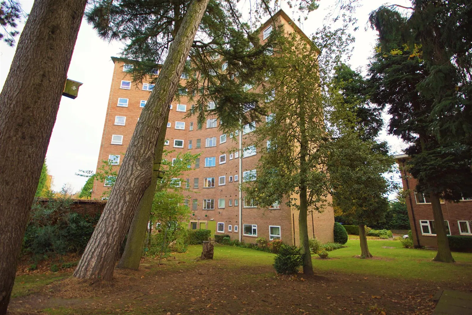 Flat 49, Moseley Court, Yardley Wood Road, Birmingham, B13 9PU - image 1