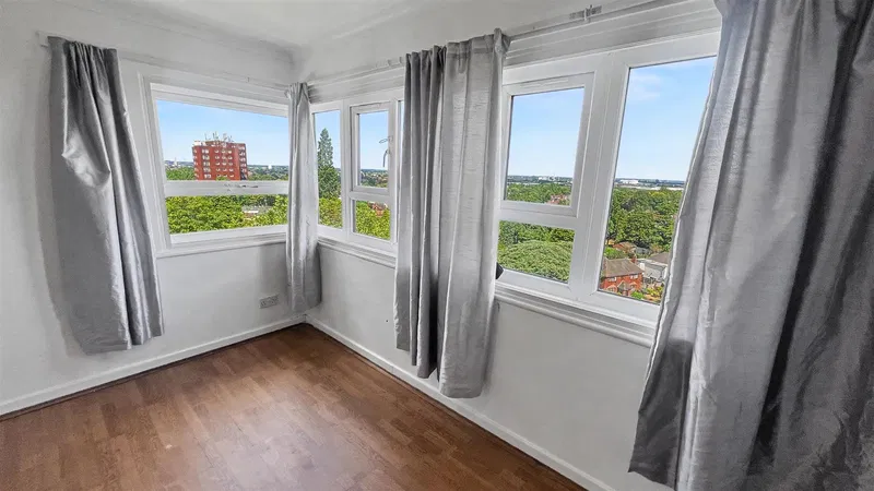 Flat 49, Moseley Court, Yardley Wood Road, Birmingham, B13 9PU - image 2