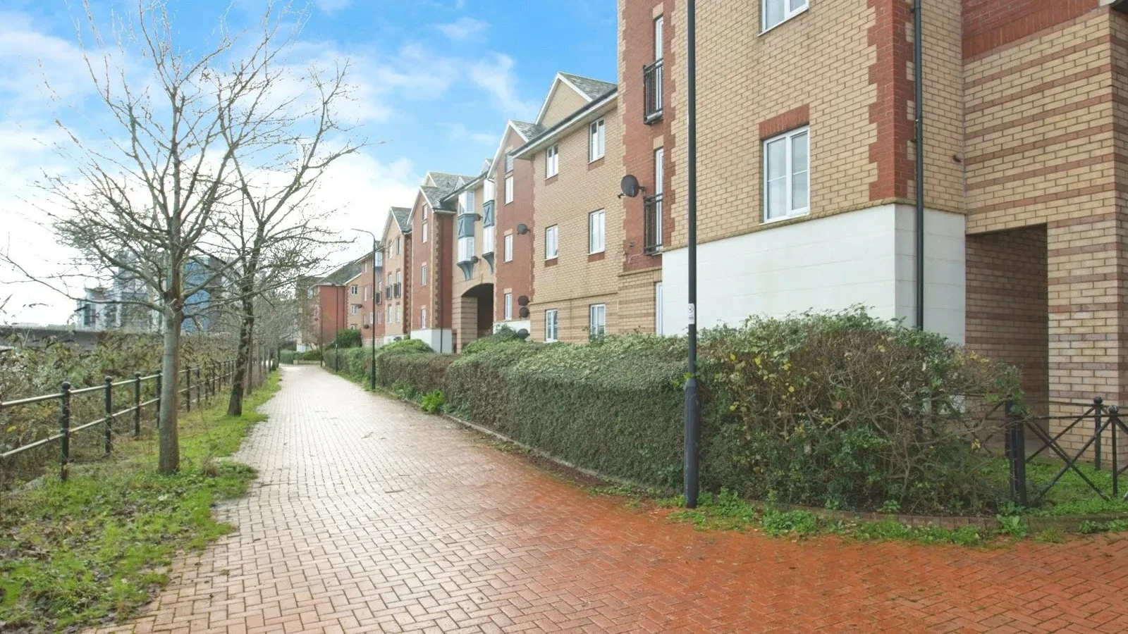 Seager Drive, CARDIFF, South Glamorgan, CF11 - image 14