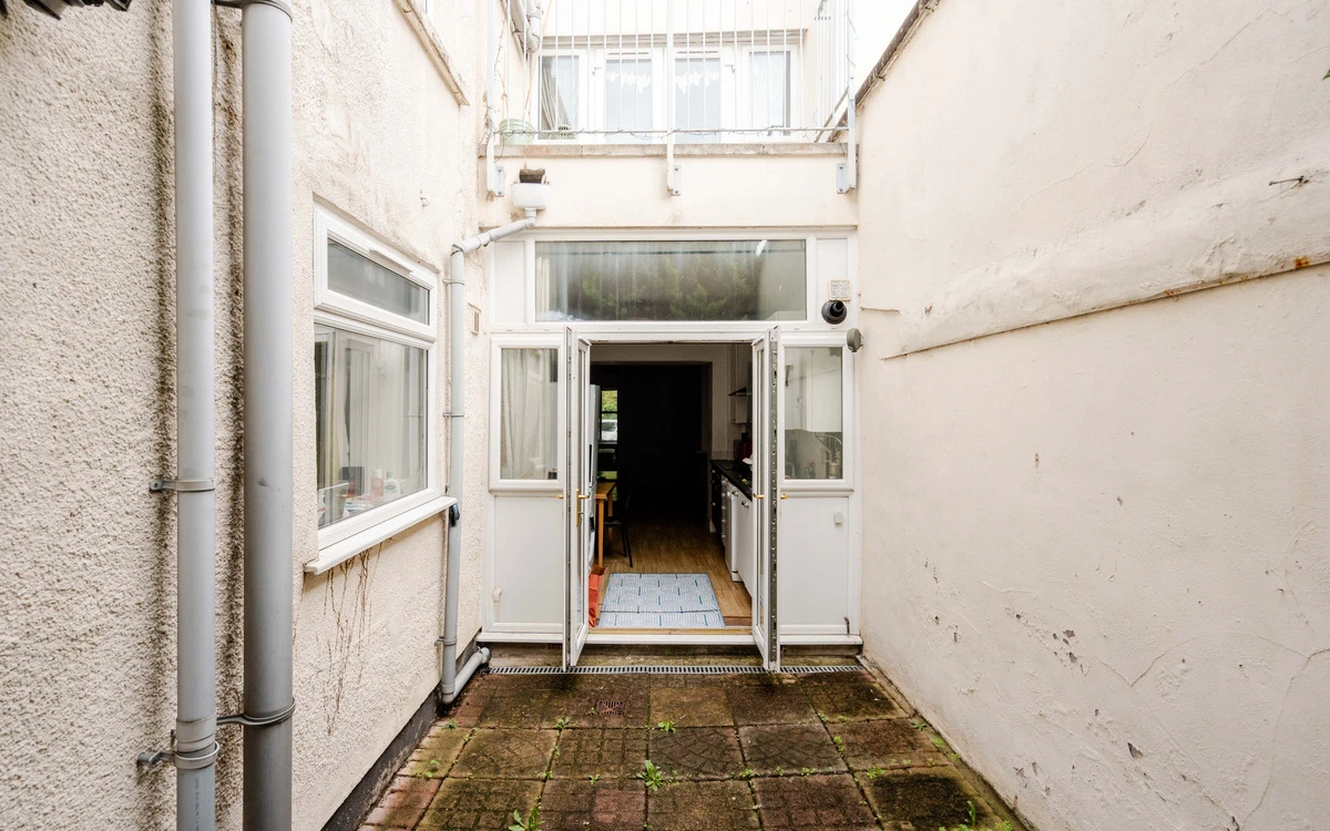 Coronation Road, Southville, Bristol, BS3 - image 14
