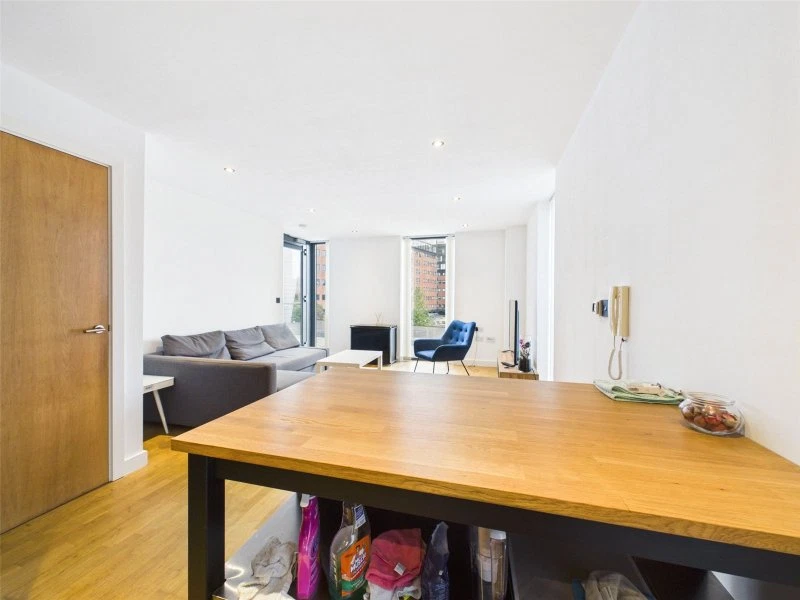 Millennium Tower, 250 The Quays, M50 3SA - image 5