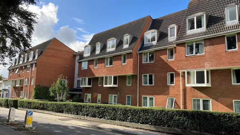Homeville House, Hendford, Yeovil, Somerset, BA20 1UZ