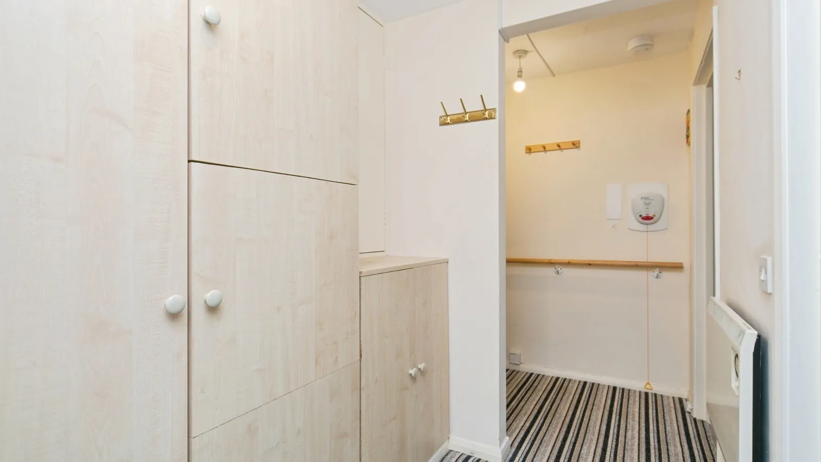 Holyhead Road, Bangor, Gwynedd, LL57 - image 3