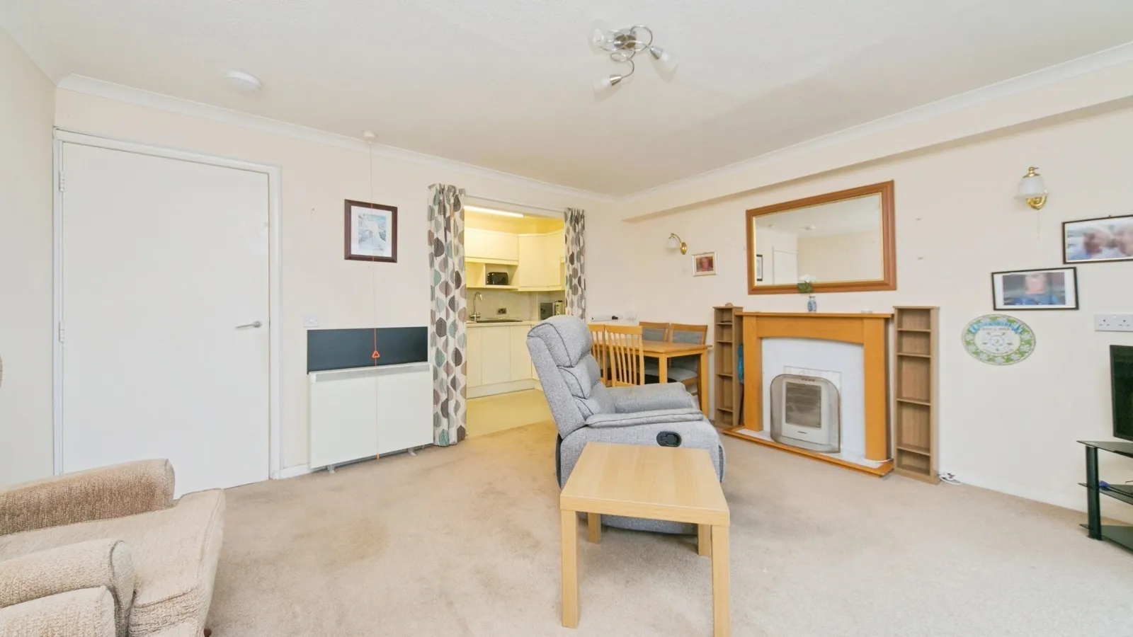 Holyhead Road, Bangor, Gwynedd, LL57 - image 6