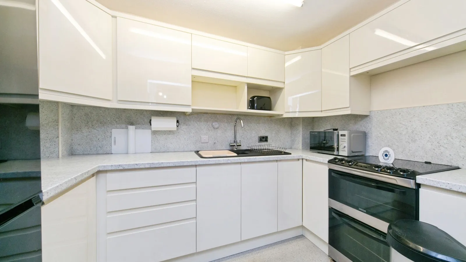 Holyhead Road, Bangor, Gwynedd, LL57 - image 8