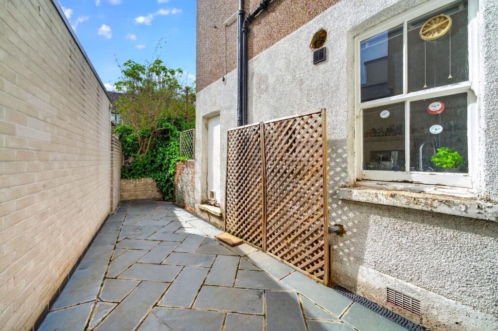 Lyham Road, London, SW2 - image 11