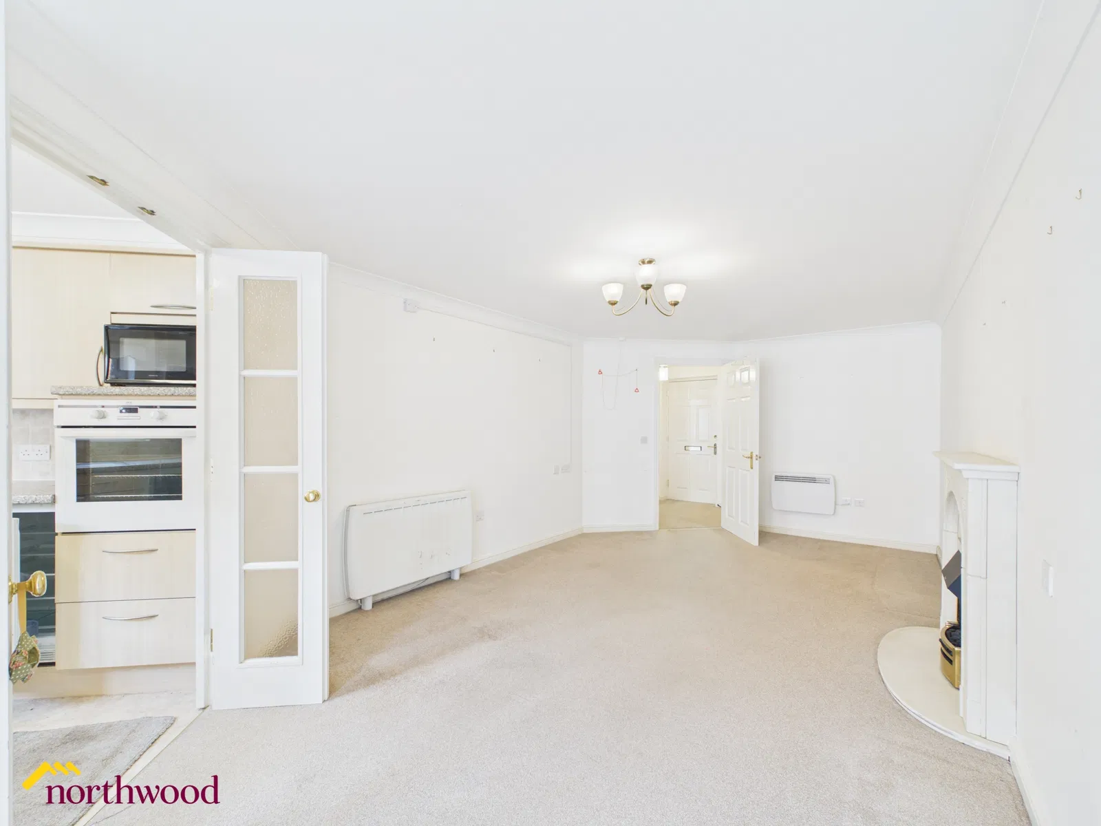 10, Foxhall Court, Oxfordshire, OX16 2AU - image 3