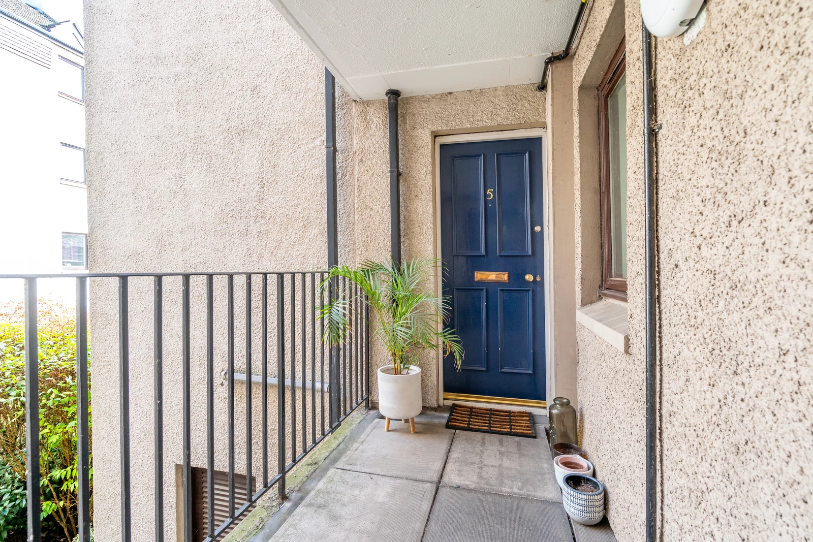 14/5 Sandport, The Shore, Edinburgh, EH6 6PL - image 1