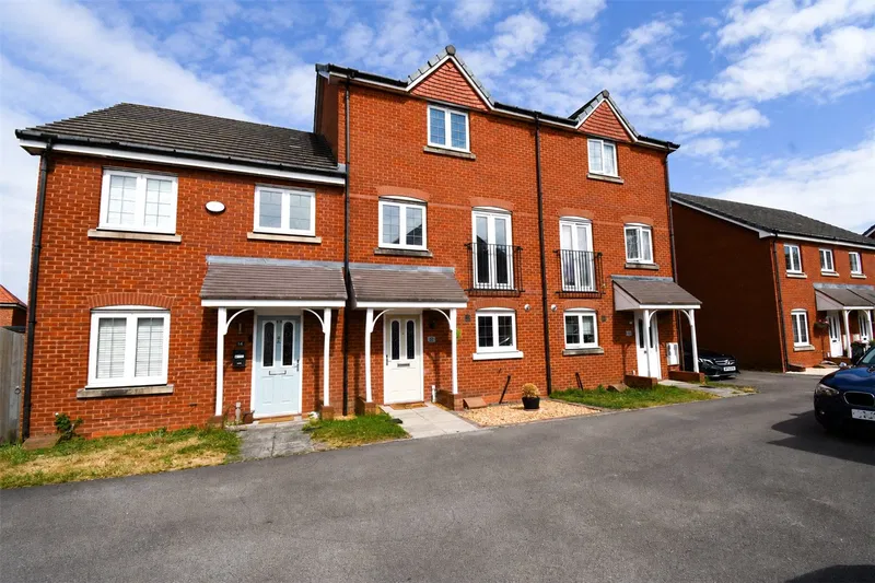 Slackswood Close, Ellesmere Port, Cheshire, CH65 3AH
