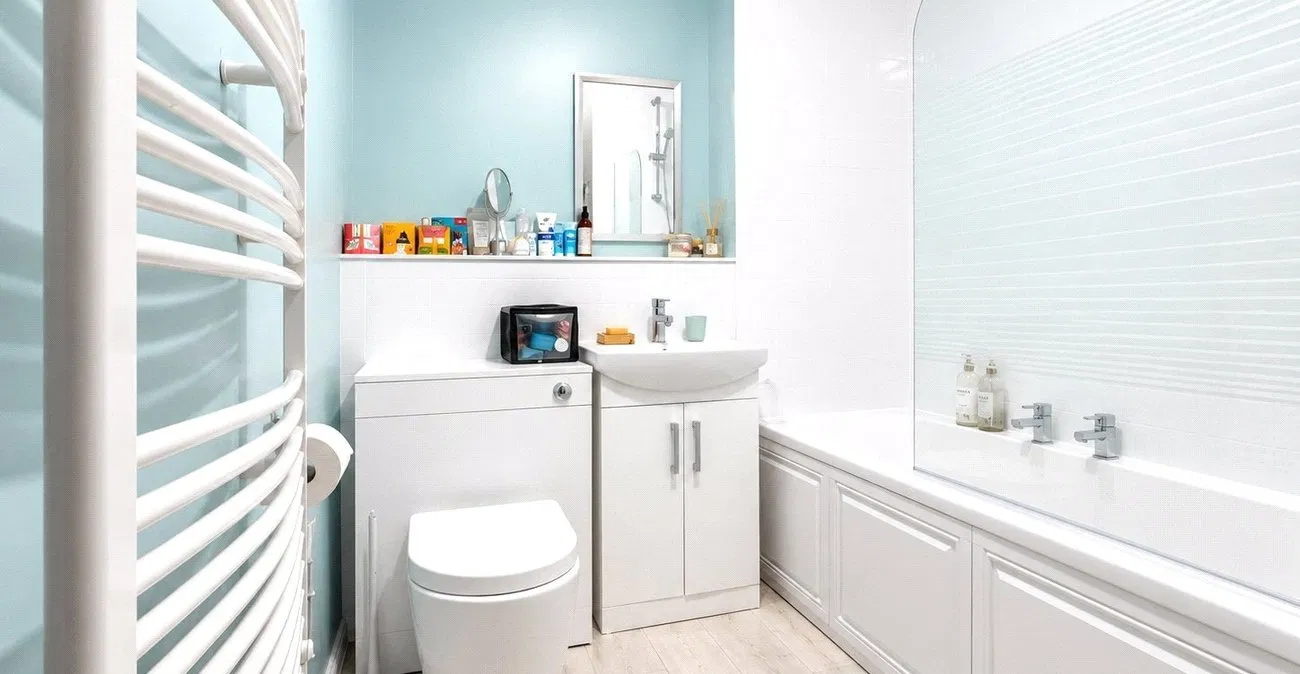 Oakwood Close, London, SE13 6TL - image 3