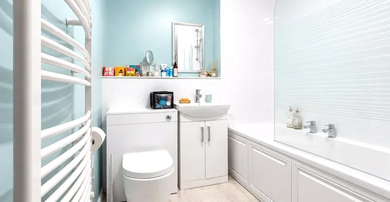 Oakwood Close, London, SE13 6TL - image 3